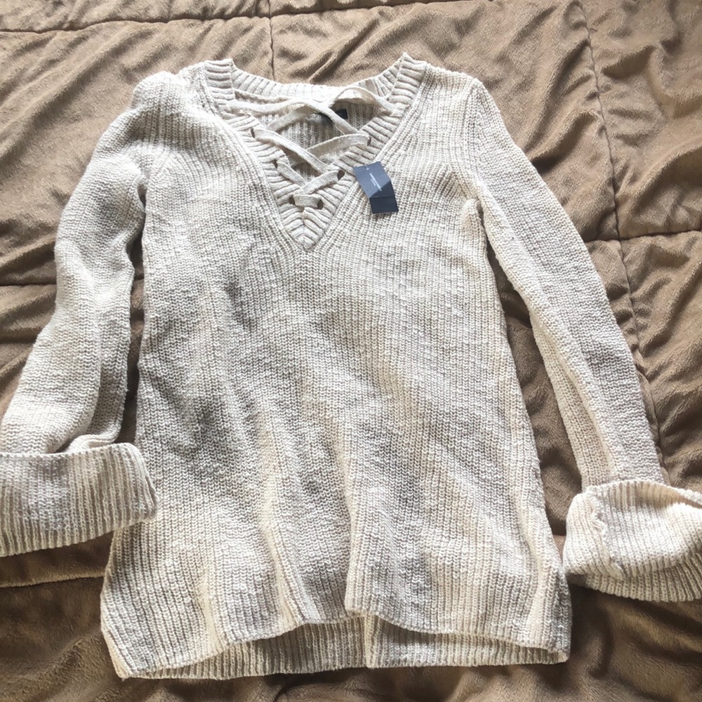 American Eagle sweater
